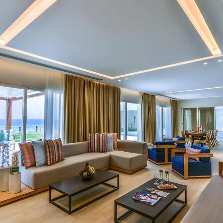 Sealine Beach, A Murwab Resort Mesaieed Exterior photo A suite at the hotel